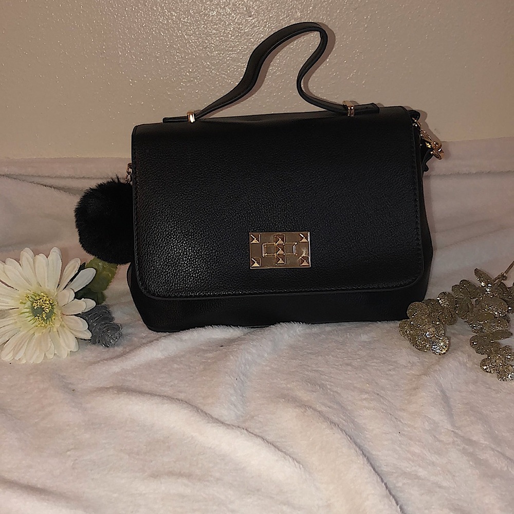 Black & Gold Handle Bag w/ Furry Pomp